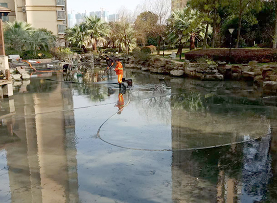日土景观池淤泥清理