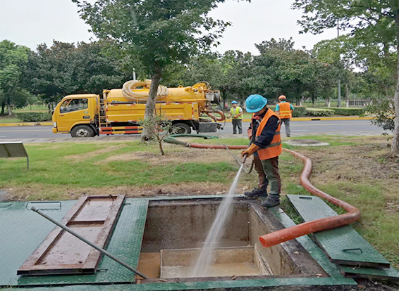 日土化油池清理